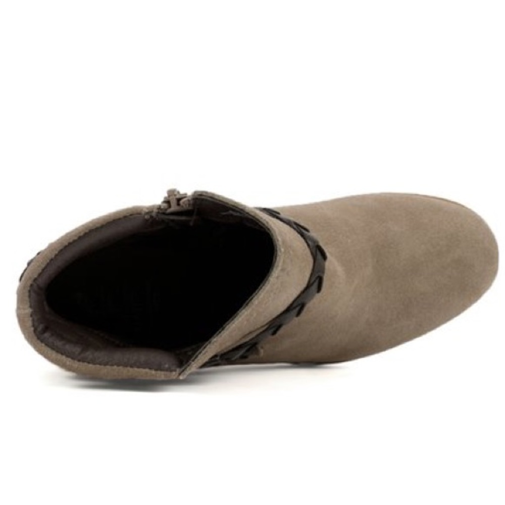 White Mountain Isabella Wedge Bootie Suede Sz. 8 - Picture 4 of 4